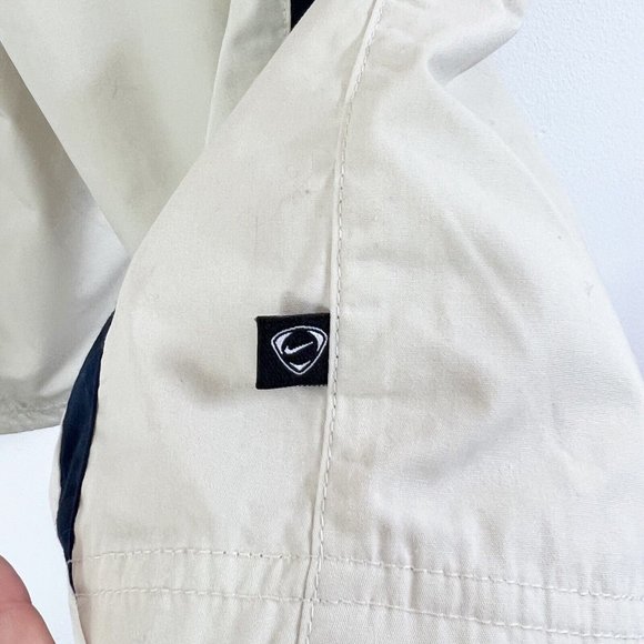 Y2K Vintage Nike Men's Beige Cream Cropped Trousers Long Shorts Size L New - Picture 6 of 10